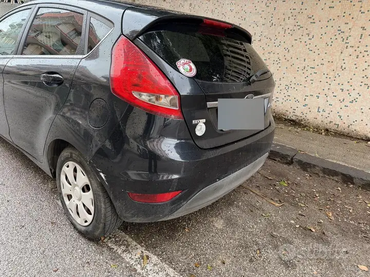 Ford Fiesta 2012 photo 4