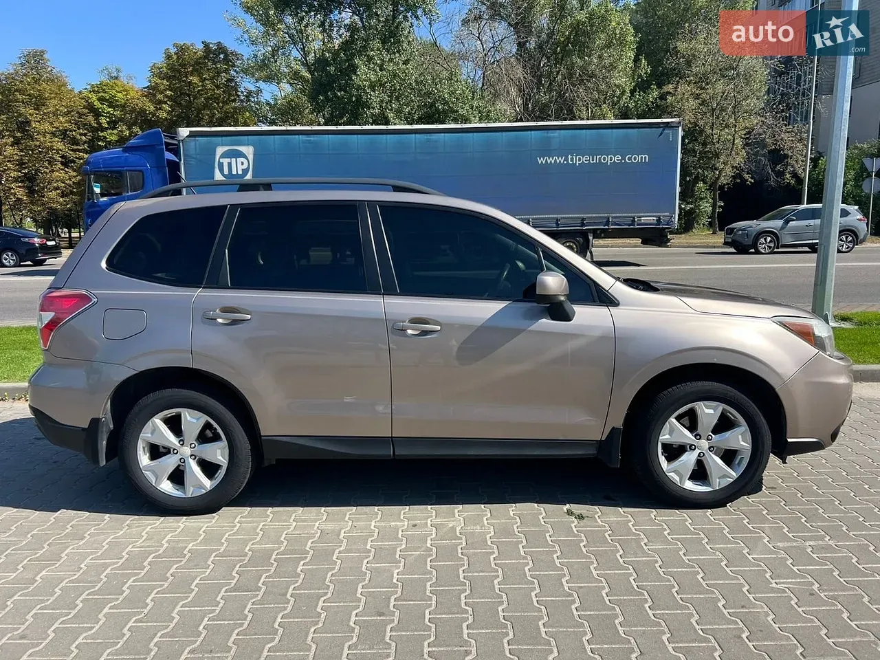 Subaru Forester 2014 photo 3