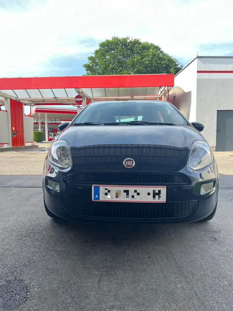 Fiat Punto 2013 photo 3