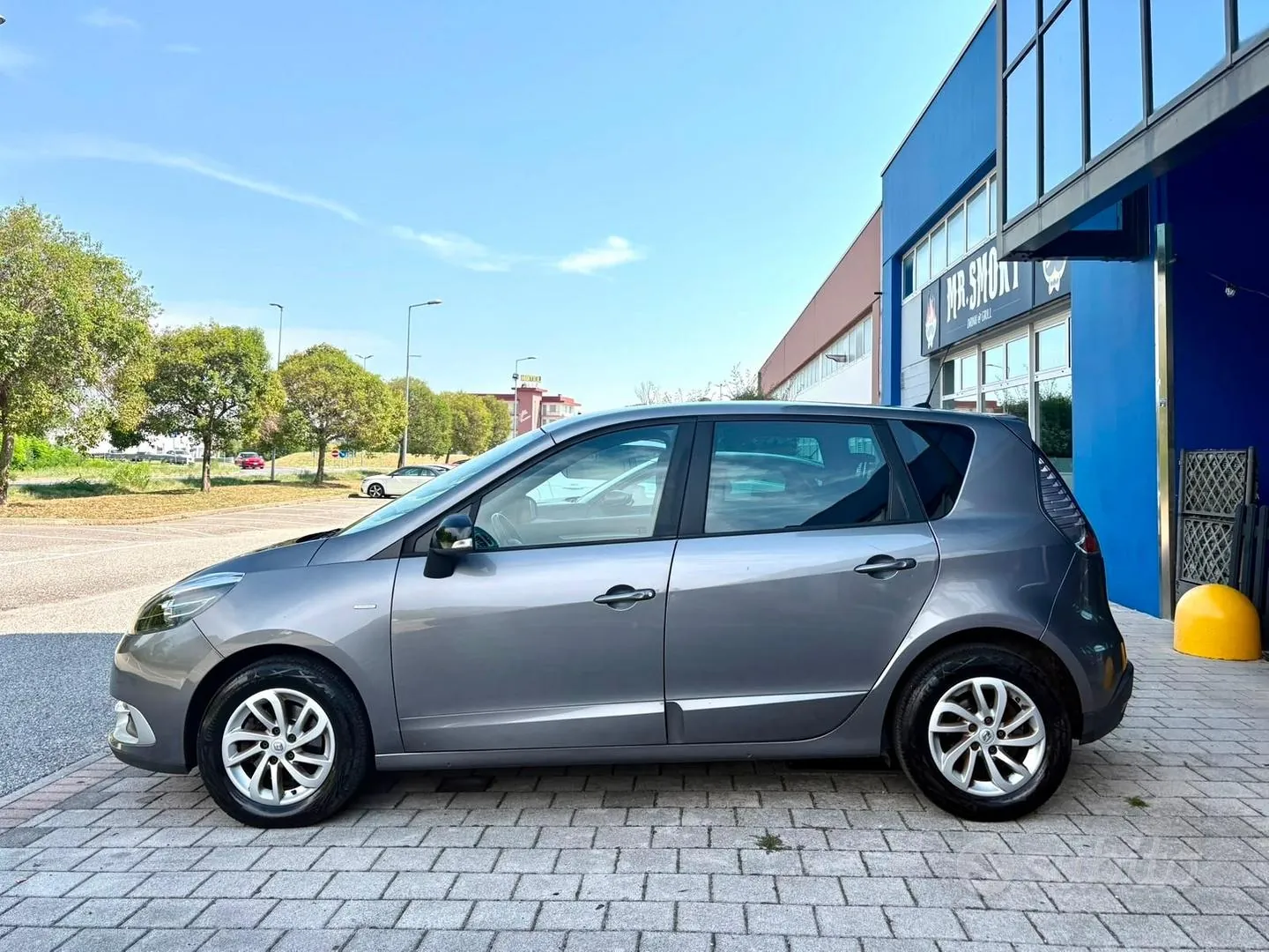Renault Scenic 2015 photo 5