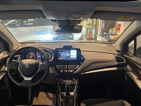 Suzuki S-Cross 2026 photo 5