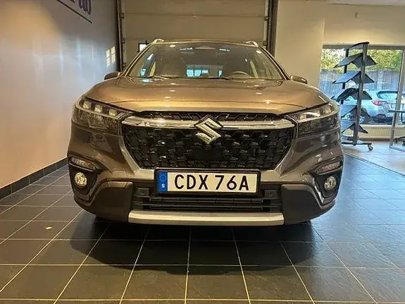 Suzuki S-Cross 2026 photo 3