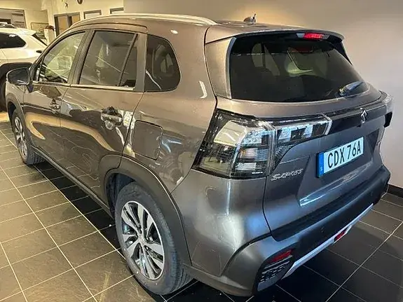 Suzuki S-Cross 2026 photo 4