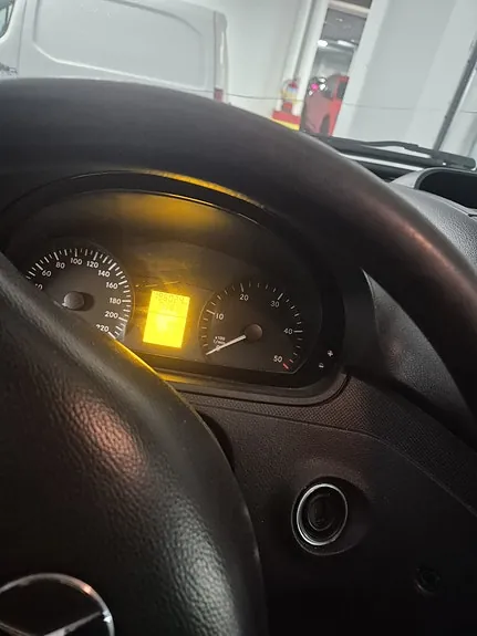Mercedes-Benz Vito 113 2013 photo 3