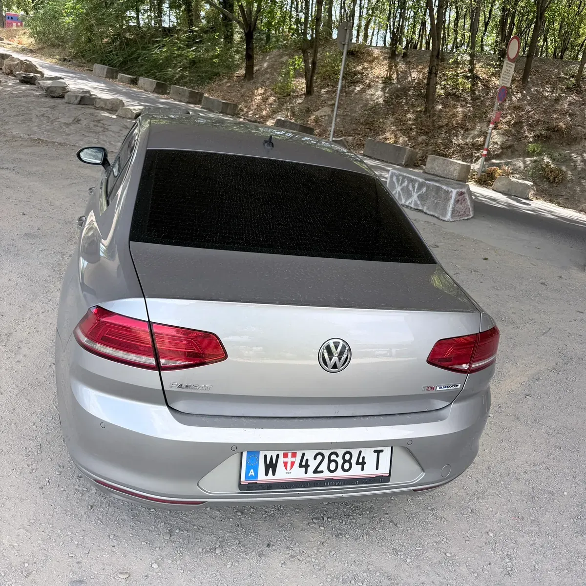 Volkswagen Passat 2015 photo 2