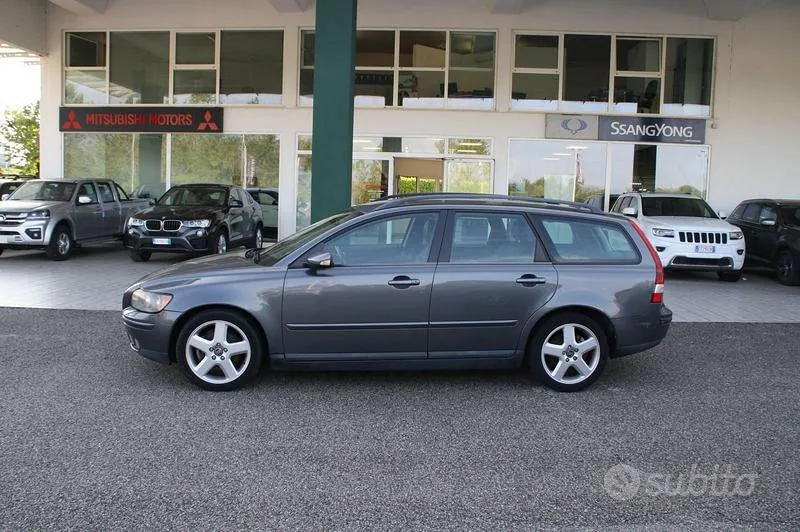 Volvo V50 2004 photo 3