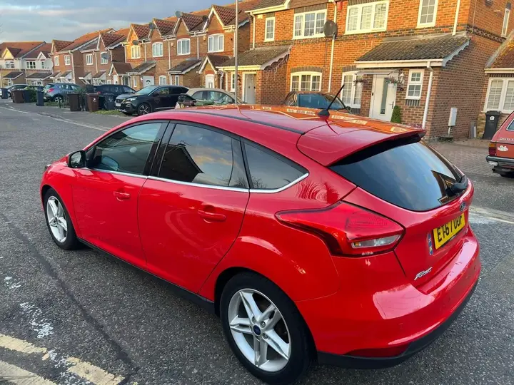 Ford Focus 2018 photo 5