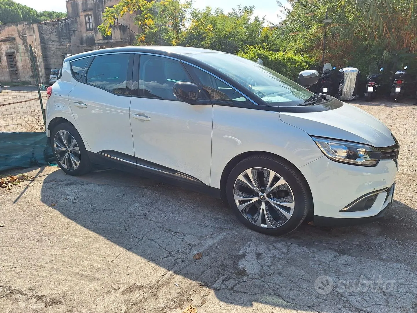 Renault Scenic 2018 photo 3
