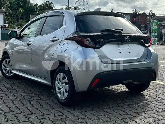 Toyota Yaris 2024 photo 2