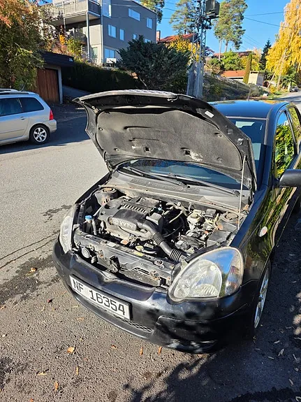 Toyota Yaris 2005 photo 4
