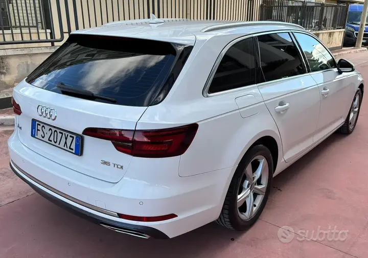 Audi A4 2018 photo 3