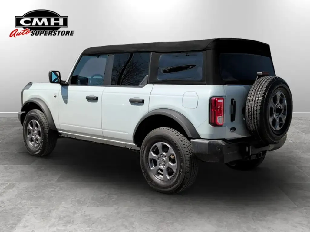 Ford Bronco 2022 photo 3