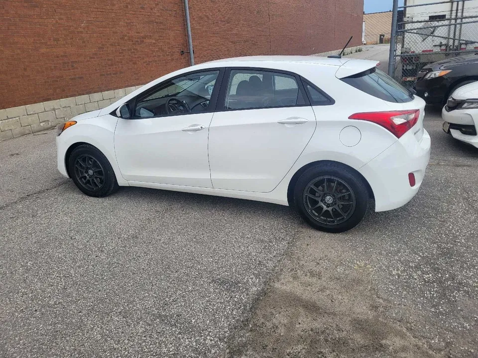 Hyundai Elantra 2016 photo 4