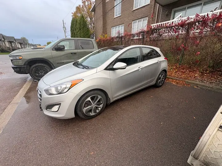 Hyundai Elantra Gt 2016 photo 4