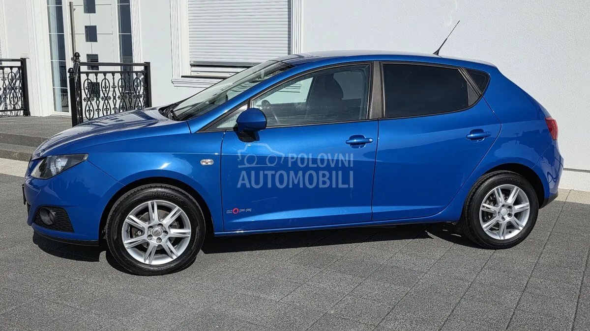 Seat Ibiza 2011 photo 4