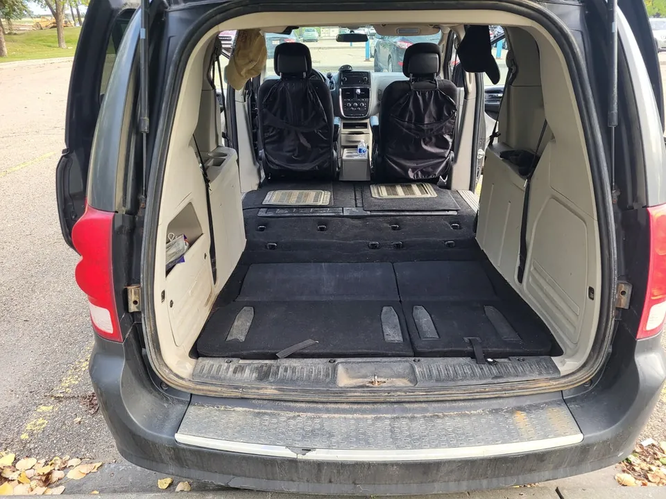 Dodge Grand Caravan 2012 photo 5