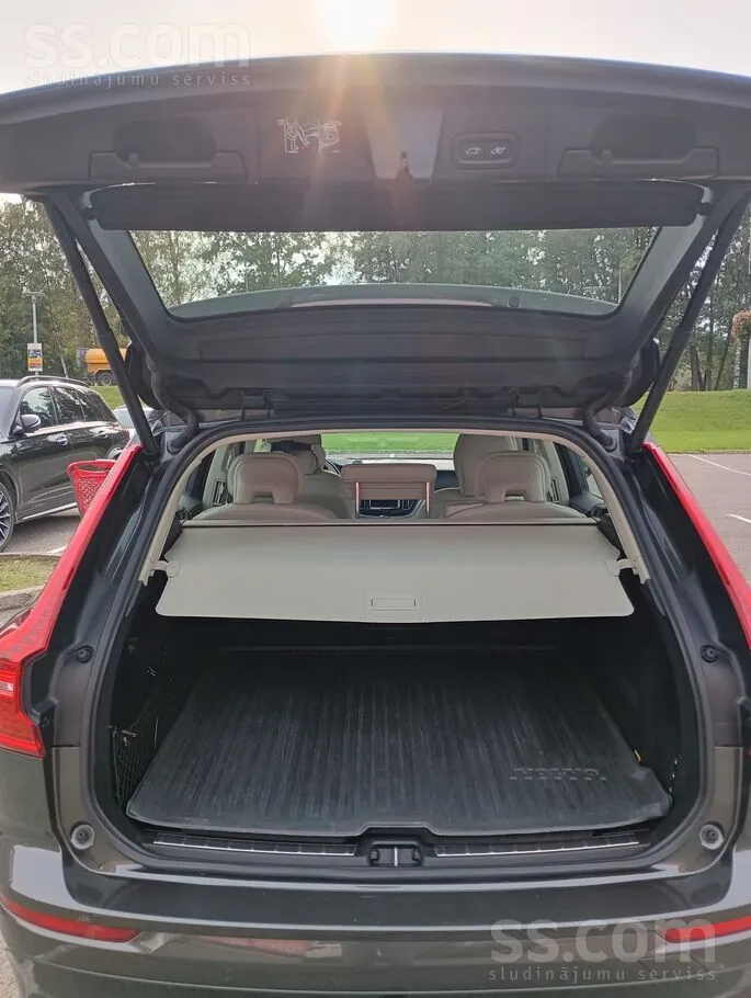 Volvo Xc60 2019 photo 5