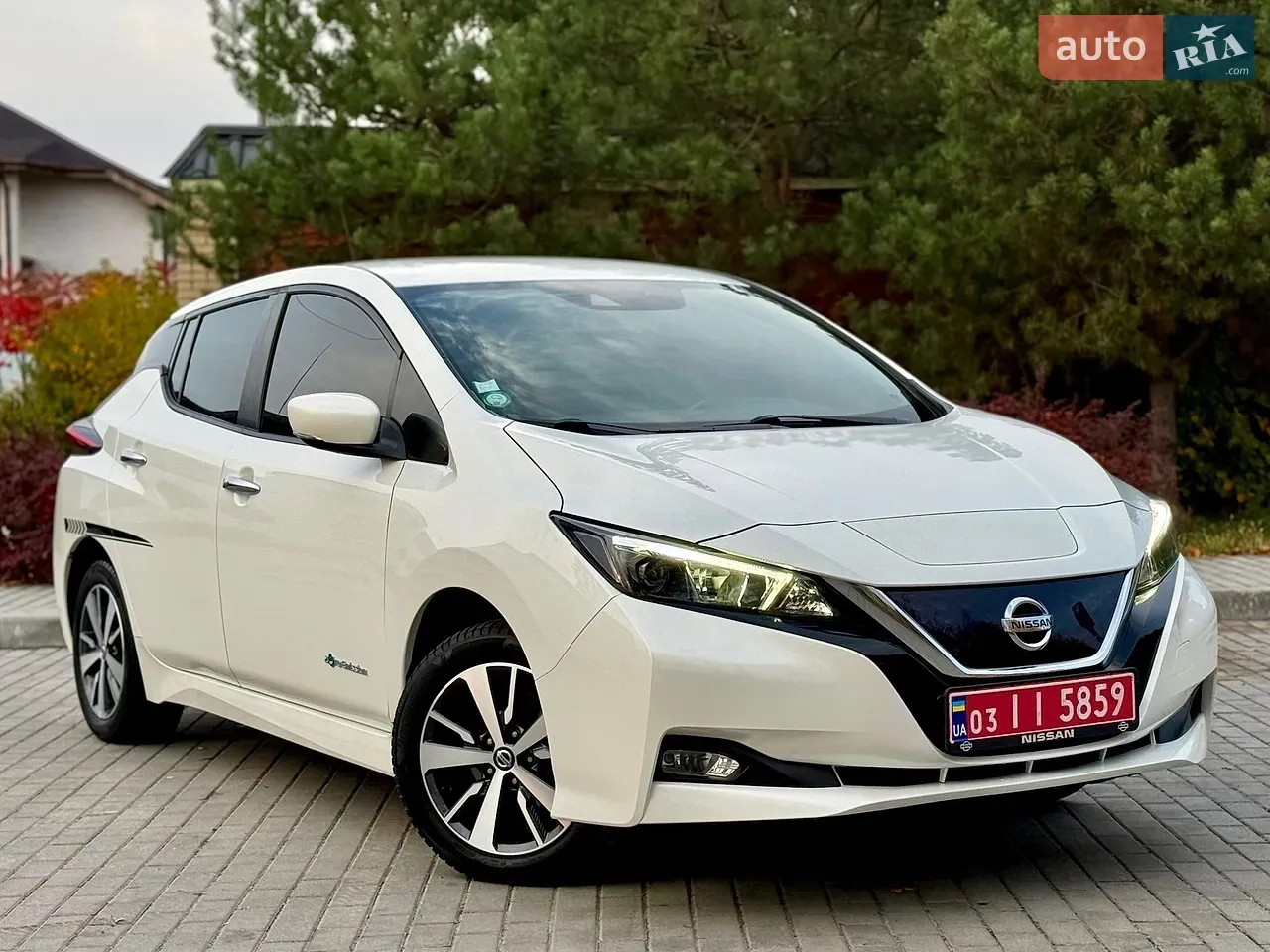 Nissan Leaf 2020 photo 2