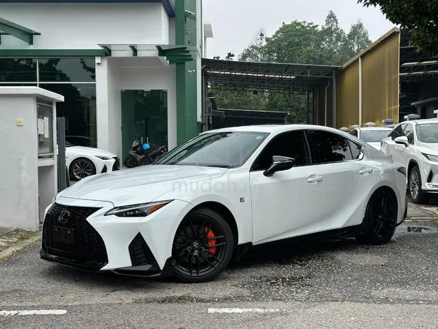 Lexus Is300