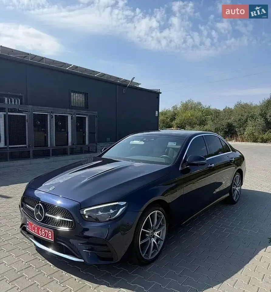 Mercedes-Benz E-Class 2022 photo 5