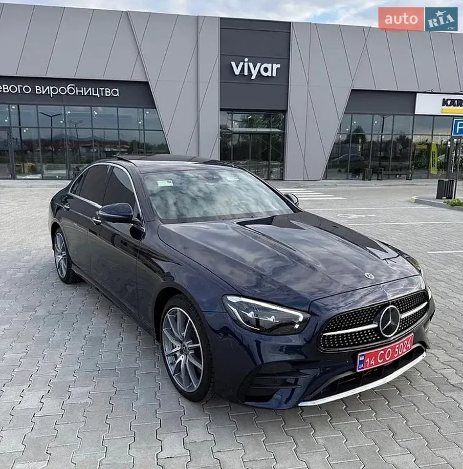 Mercedes-Benz E-Class 2022 photo 3
