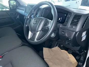 Toyota Hiace 2026 photo 5