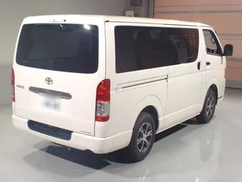 Toyota Hiace 2026 photo 3