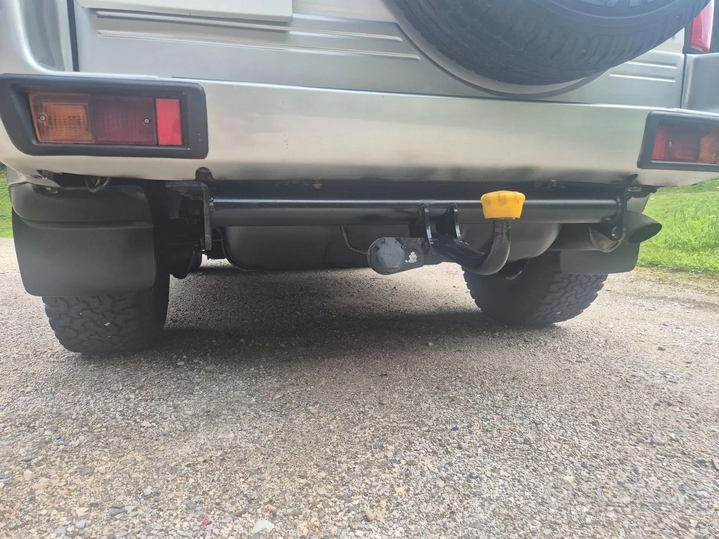 Toyota Land Cruiser 2001 photo 2
