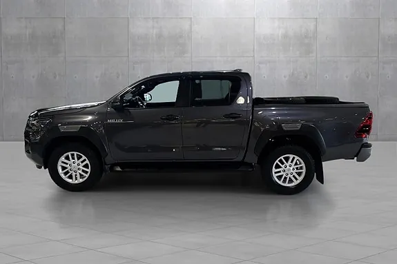 Toyota Hilux 2022 photo 2
