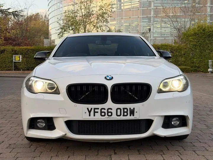 BMW 5 Series 2016 photo 5