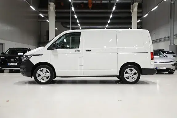 Volkswagen Transporter 2022 photo 4