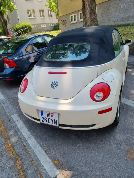 Volkswagen Beetle 2006 photo 3
