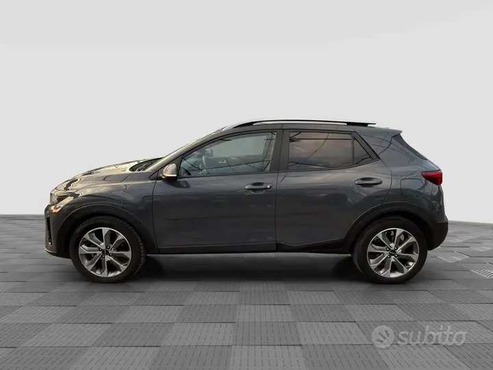 Kia Stonic 2023 photo 2