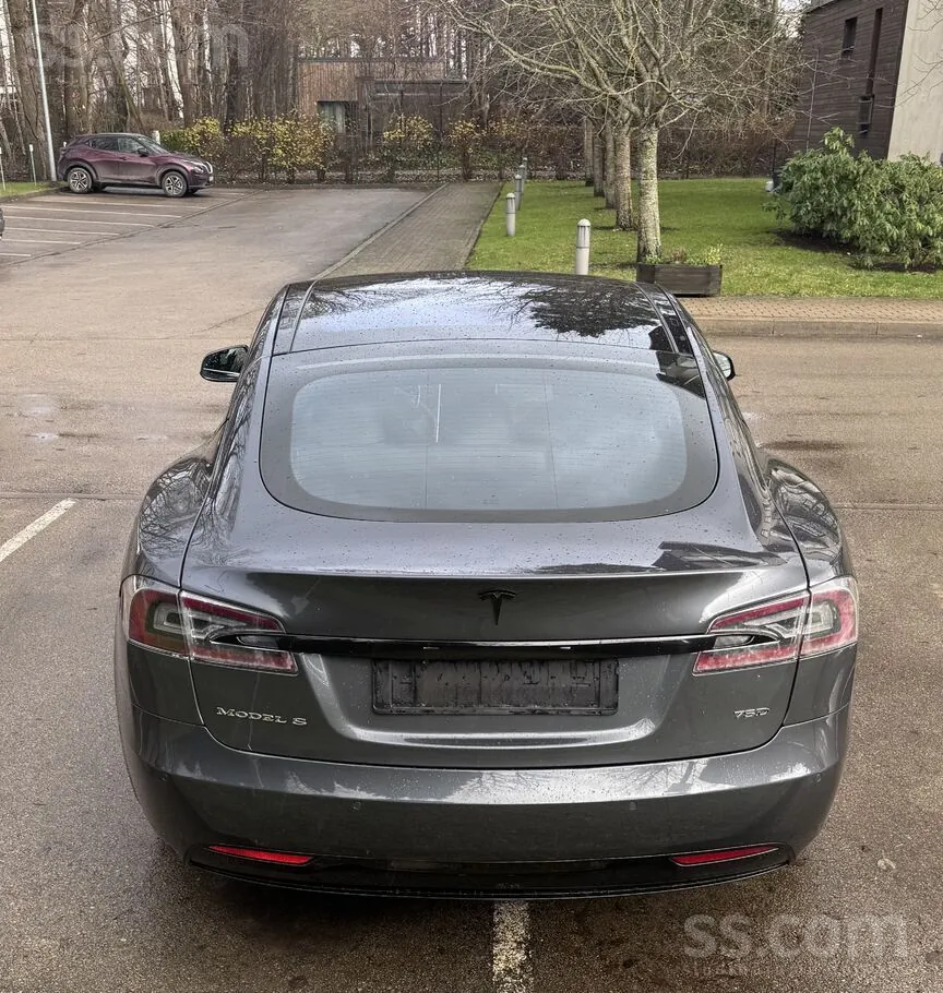 Tesla Model S 2017 photo 4