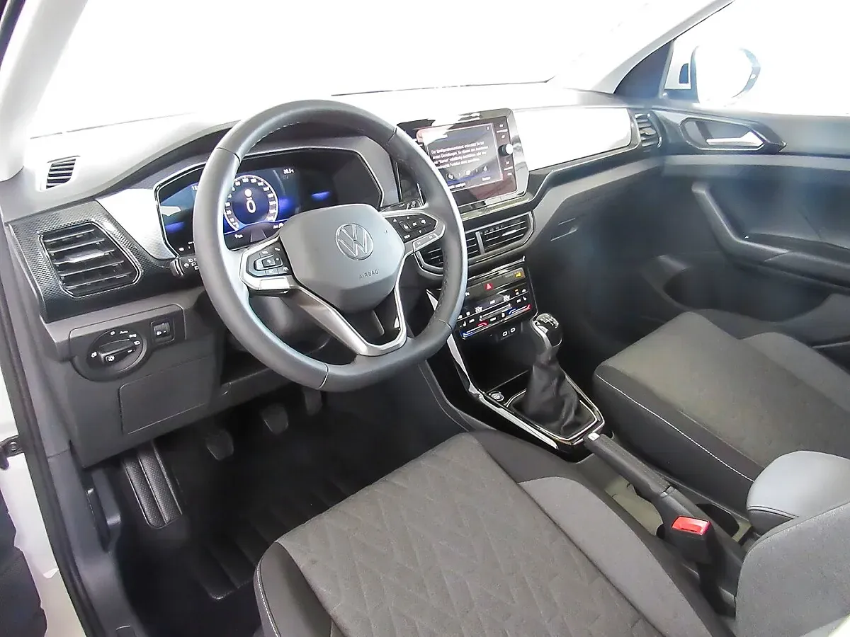 Volkswagen T-Cross 2026 photo 3