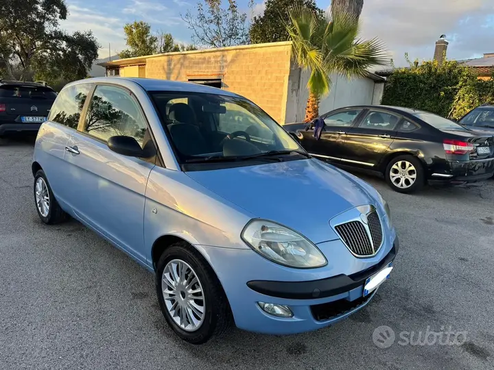 Lancia Ypsilon 2006 photo 2