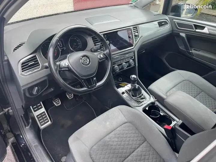Volkswagen Golf 2019 photo 3