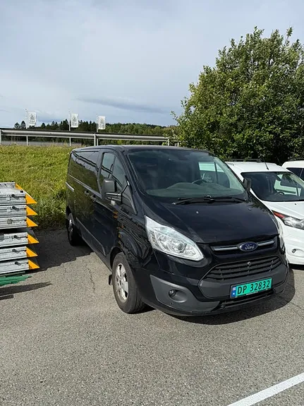 Ford Transit Custom 2013 photo 2
