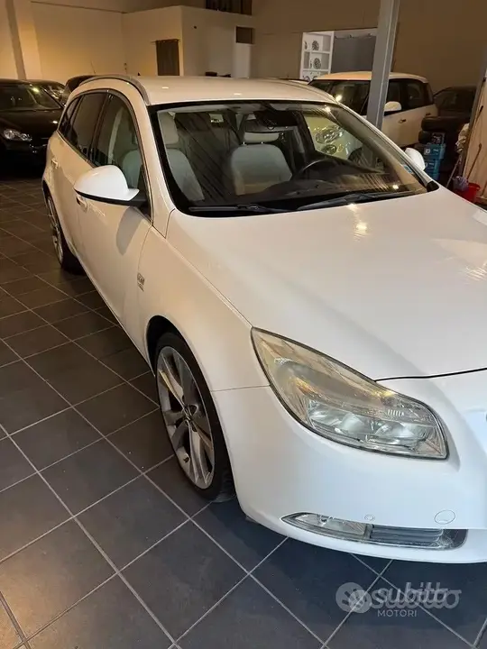 Opel Insignia 2010 photo 4