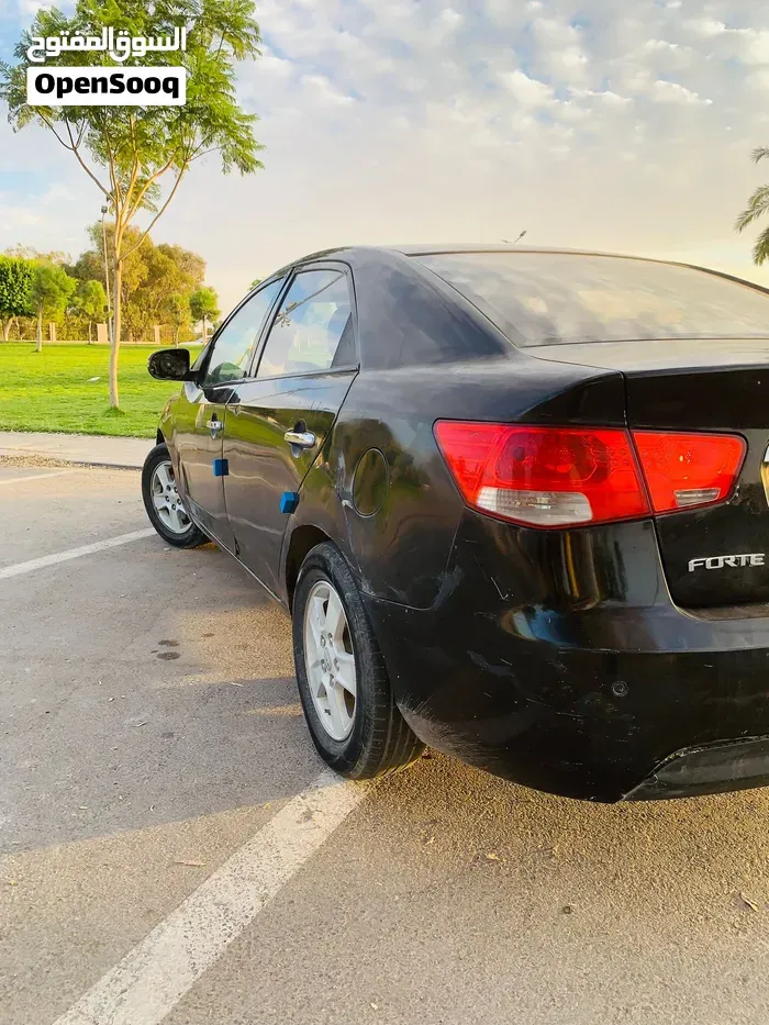Kia Forte 2009 photo 3
