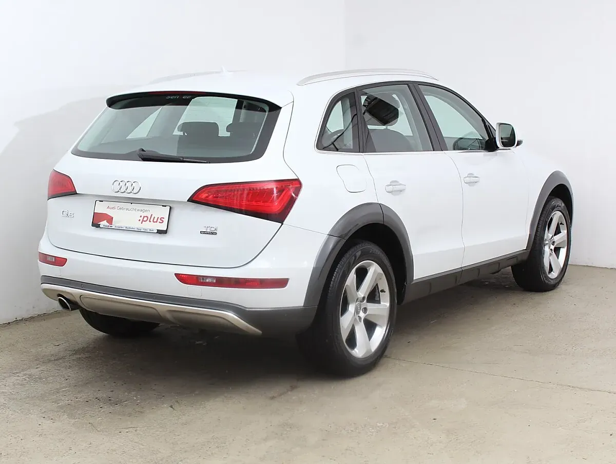 Audi Q5 2015 photo 3