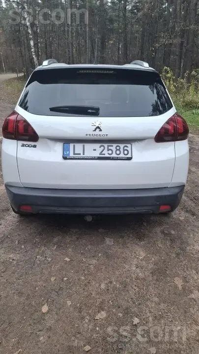 Peugeot 2008 2017 photo 2