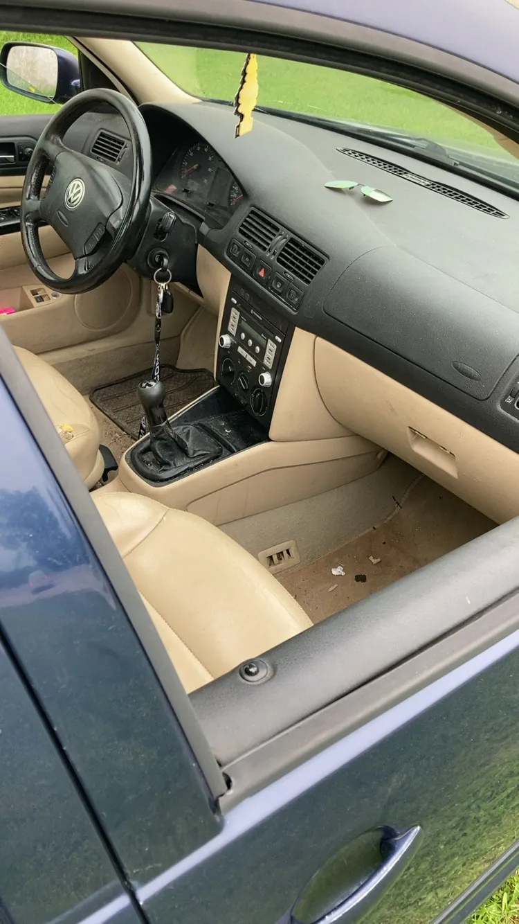 Volkswagen Jetta 2002 photo 3
