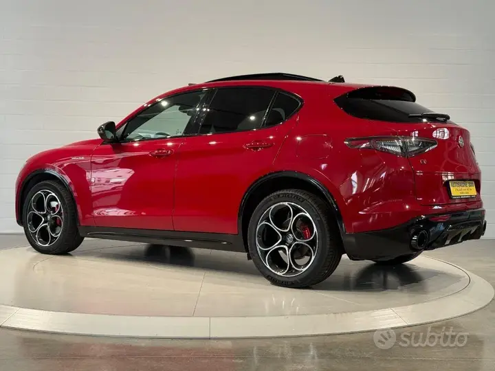 Alfa Romeo Stelvio 2024 photo 3