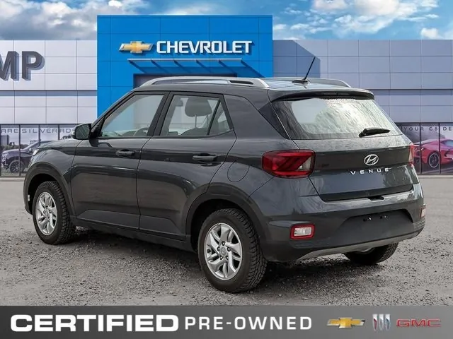 Hyundai Venue 2023 photo 4