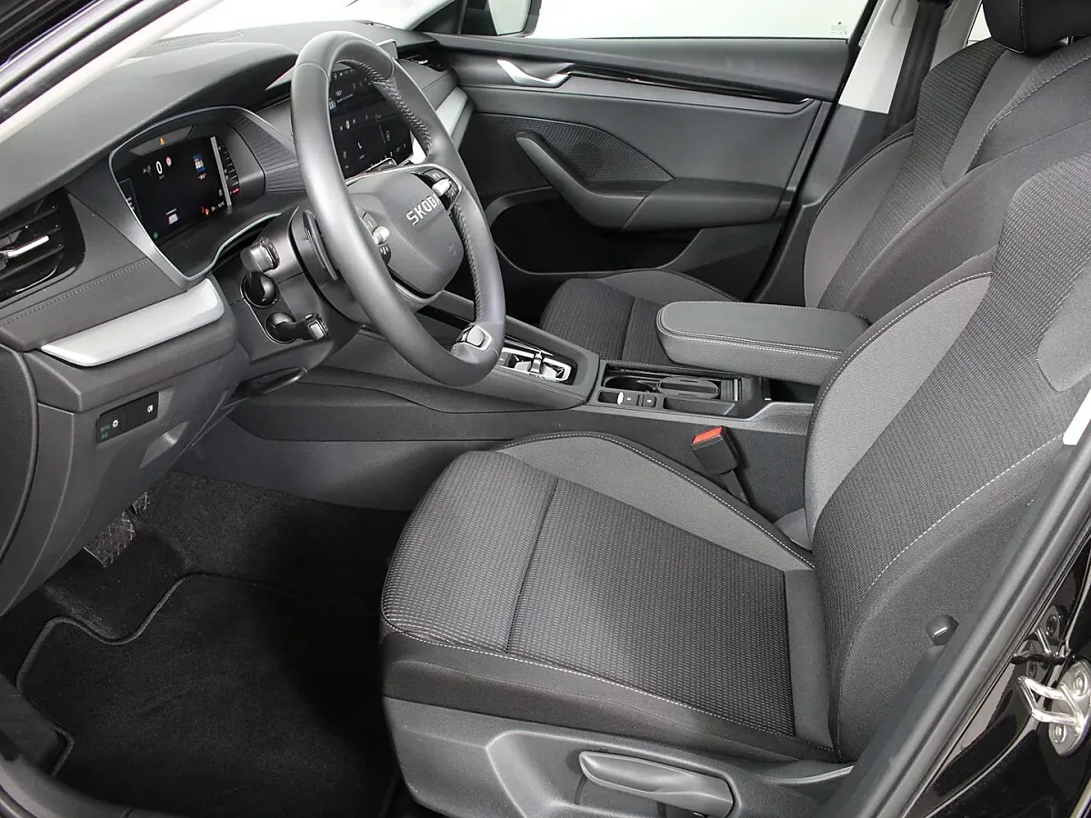 Skoda Octavia 2025 photo 3