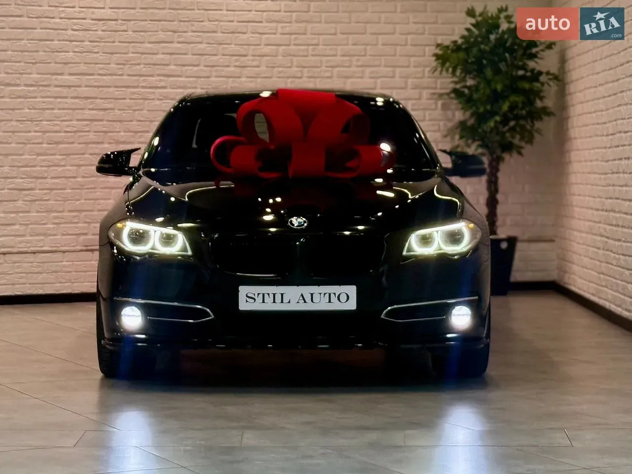 BMW 5 Series 2015 photo 4