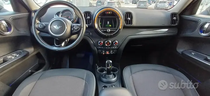 Mini Countryman 2018 photo 5