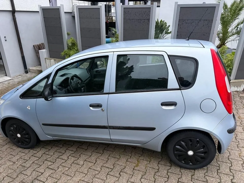 Mitsubishi Colt