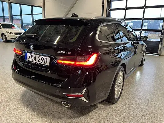 BMW 330E 2021 photo 3